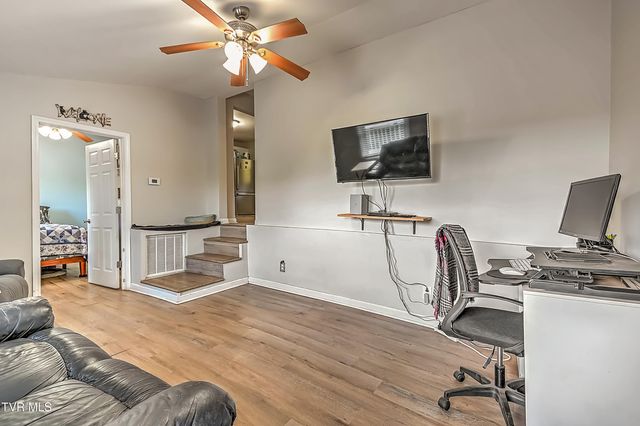 1259 Ridgecrest Avenue, Kingsport, TN 37660