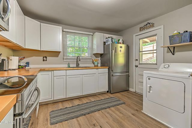 1259 Ridgecrest Avenue, Kingsport, TN 37660