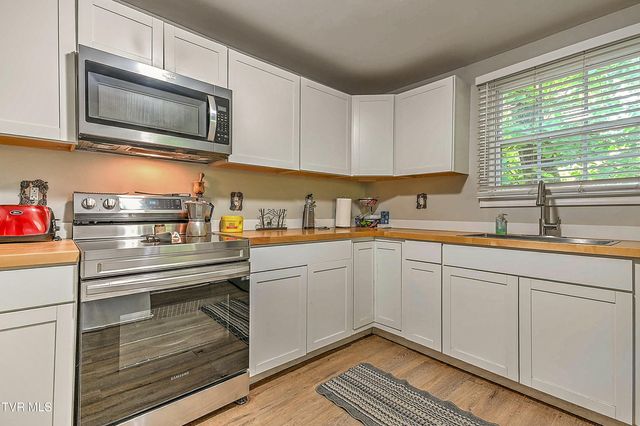 1259 Ridgecrest Avenue, Kingsport, TN 37660
