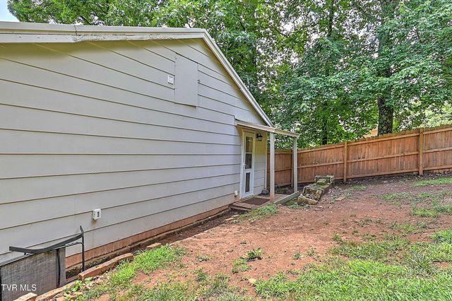 1259 Ridgecrest Avenue, Kingsport, TN 37660