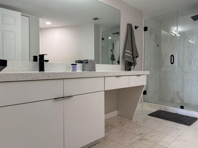 3530 Mystic Pointe Drive 1907, Aventura, FL 33180