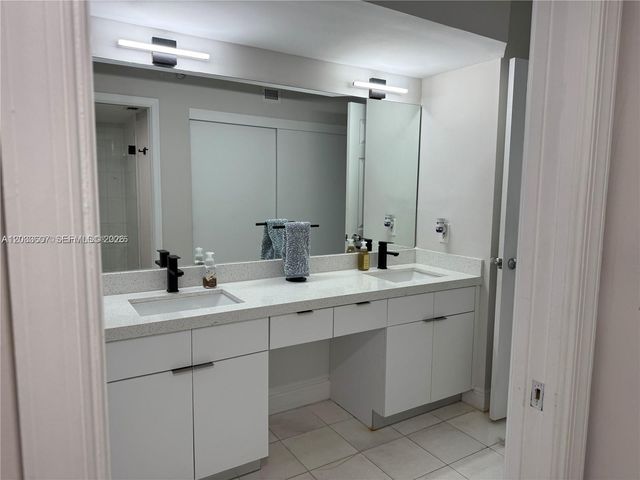 3530 Mystic Pointe Drive 1907, Aventura, FL 33180