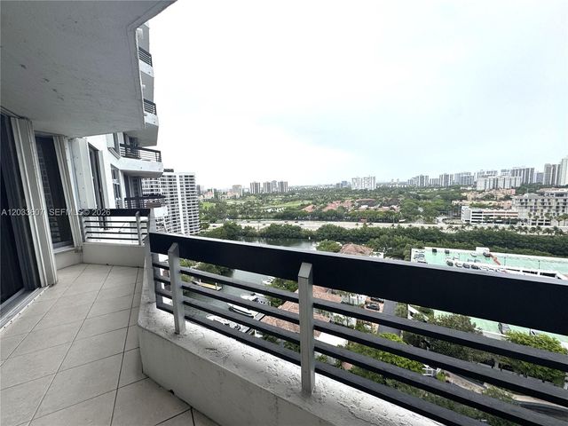 3530 Mystic Pointe Drive 1907, Aventura, FL 33180