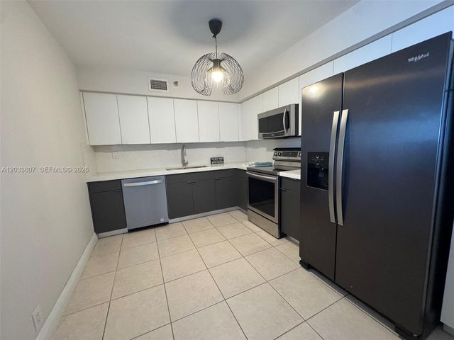 3530 Mystic Pointe Drive 1907, Aventura, FL 33180