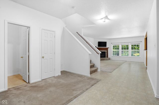 368 Legacy Boulevard, Greenwood, IN 46143