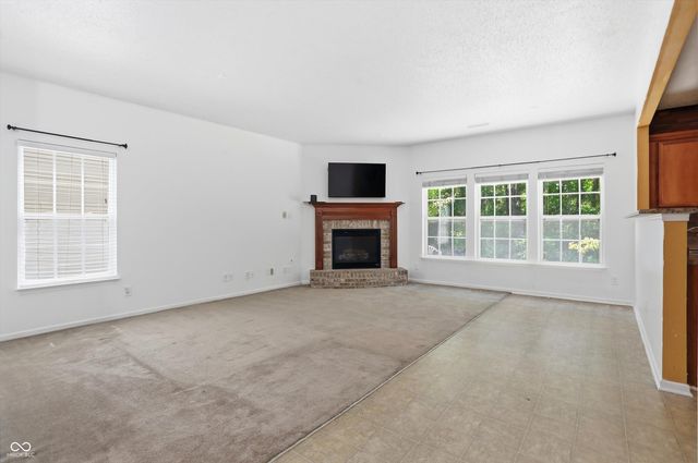 368 Legacy Boulevard, Greenwood, IN 46143
