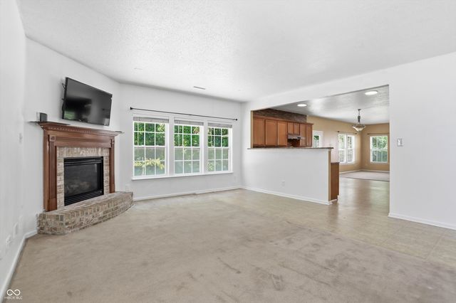 368 Legacy Boulevard, Greenwood, IN 46143