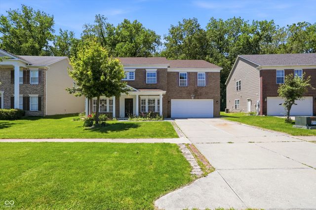 368 Legacy Boulevard, Greenwood, IN 46143