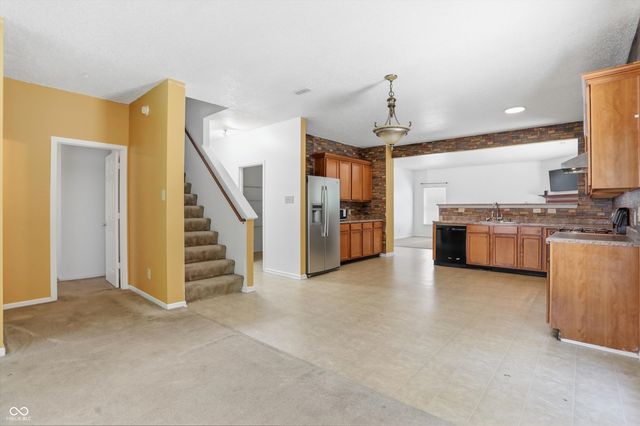 368 Legacy Boulevard, Greenwood, IN 46143