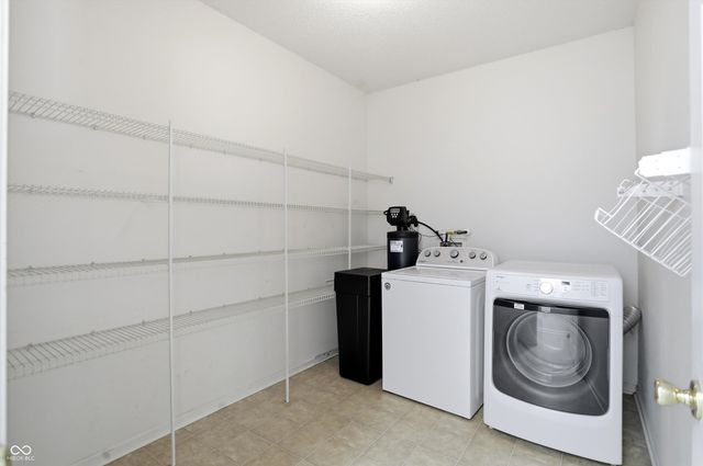 368 Legacy Boulevard, Greenwood, IN 46143