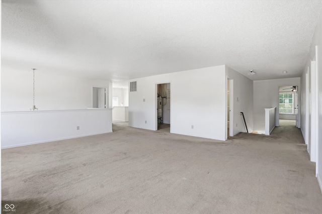 368 Legacy Boulevard, Greenwood, IN 46143