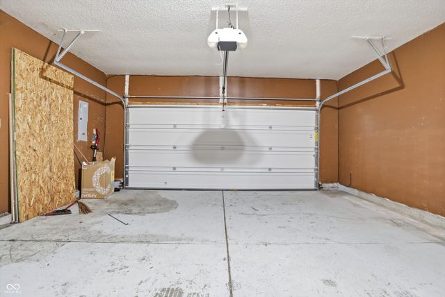 368 Legacy Boulevard, Greenwood, IN 46143