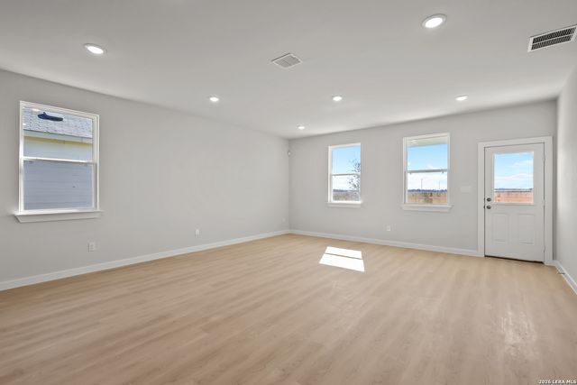 8420 Rocket View, San Antonio, TX 78263