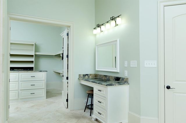 113 Ouiski Bayou Drive, Houma, LA 70360