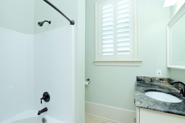 113 Ouiski Bayou Drive, Houma, LA 70360