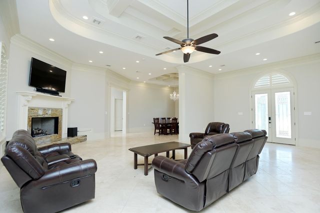 113 Ouiski Bayou Drive, Houma, LA 70360