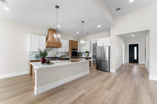 3415 Olympia Fields Drive, Burleson, TX 76028
