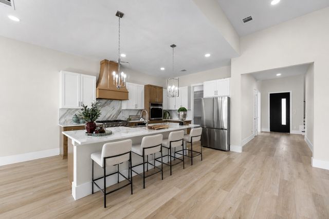 3415 Olympia Fields Drive, Burleson, TX 76028
