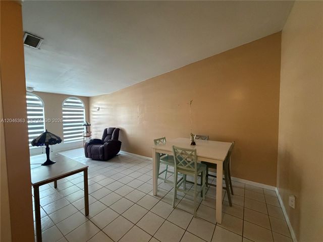 6718 NW 166th Terrace 301, Miami Lakes, FL 33014
