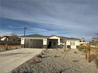 20420 Yuma, Apple Valley, CA 92307