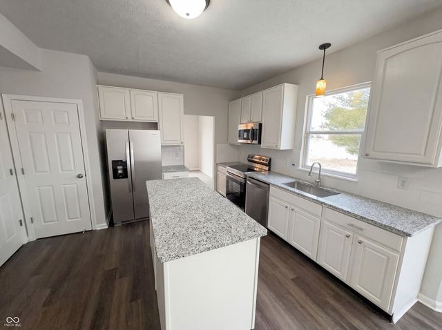 6454 Kentstone Drive, Indianapolis, IN 46268