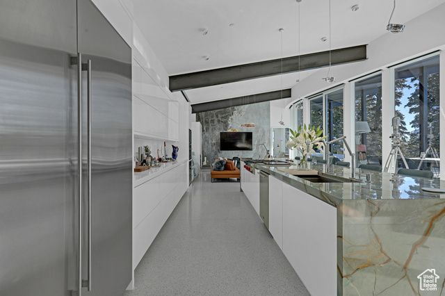 2043 S PINE MEADOWS DR, Coalville, UT 84017