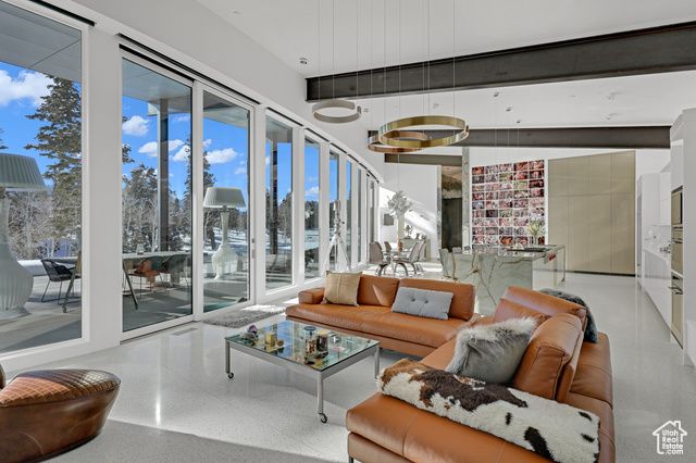 2043 S PINE MEADOWS DR, Coalville, UT 84017