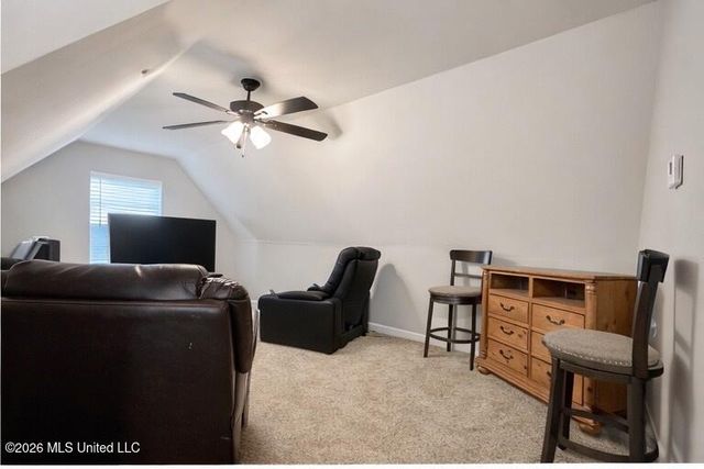 8642 Lois Lane, Southaven, MS 38672