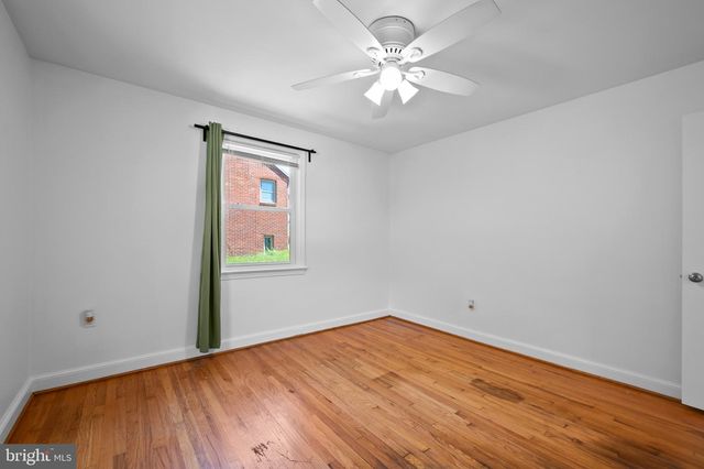 9110 AUTOVILLE DR, College Park, MD 20740