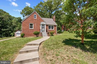 9110 AUTOVILLE DR, College Park, MD 20740