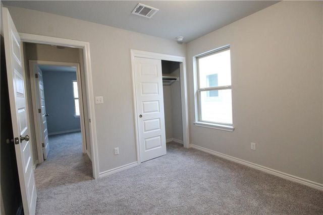 1732 Yaupon Grove LN, Leander, TX 78641
