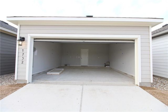 1732 Yaupon Grove LN, Leander, TX 78641