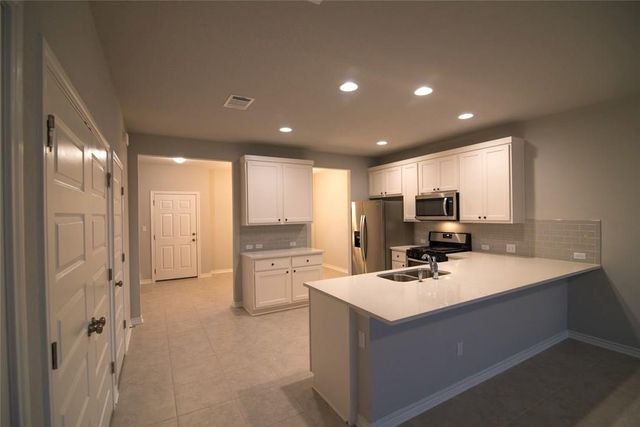 1732 Yaupon Grove LN, Leander, TX 78641