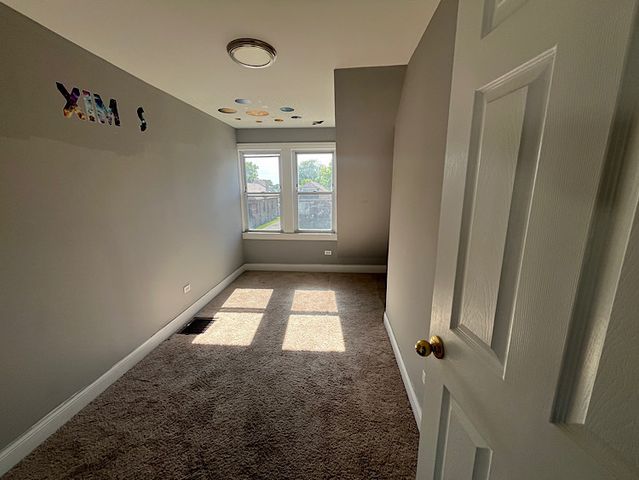 1609 S 9th Avenue, Maywood, IL 60153