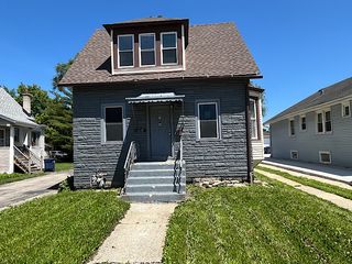 1609 S 9th Avenue, Maywood, IL 60153