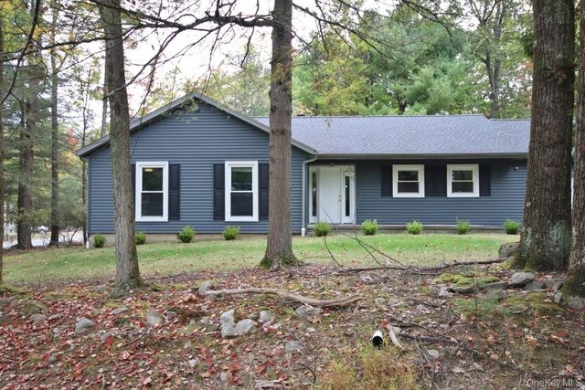 5 Drake Lane, Rock Hill, NY 12775