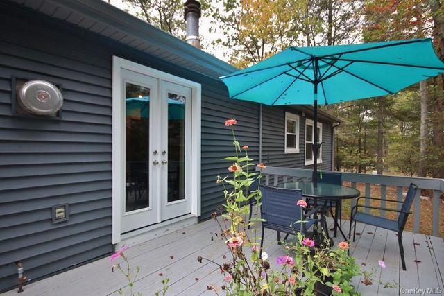 5 Drake Lane, Rock Hill, NY 12775