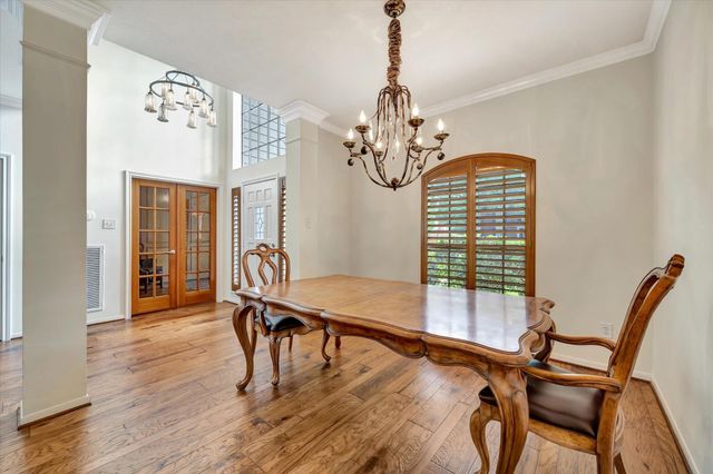 13714 Robin Hill Court, Houston, TX 77059