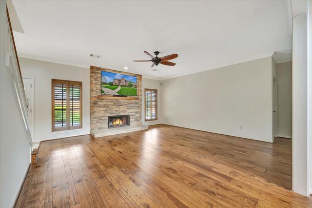 13714 Robin Hill Court, Houston, TX 77059