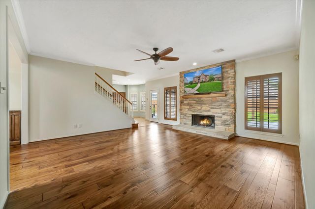 13714 Robin Hill Court, Houston, TX 77059