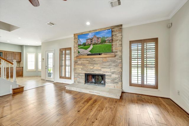 13714 Robin Hill Court, Houston, TX 77059