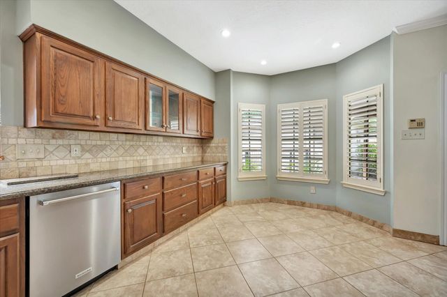 13714 Robin Hill Court, Houston, TX 77059