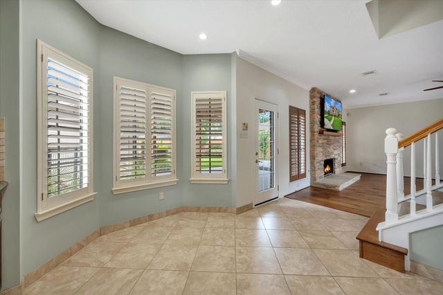 13714 Robin Hill Court, Houston, TX 77059