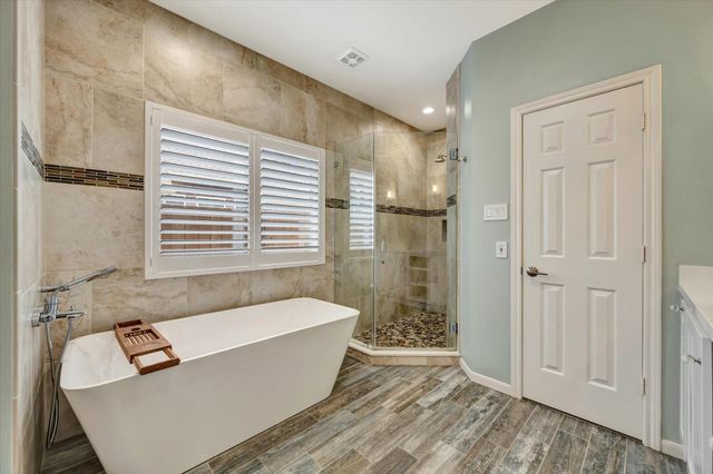 13714 Robin Hill Court, Houston, TX 77059