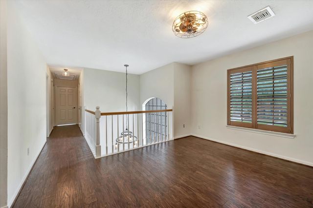 13714 Robin Hill Court, Houston, TX 77059