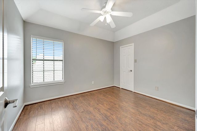 13714 Robin Hill Court, Houston, TX 77059