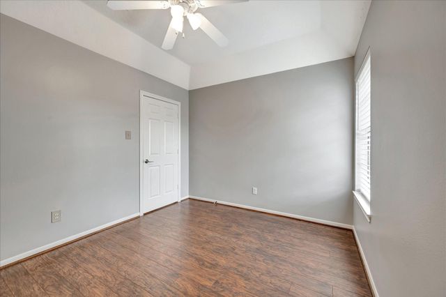 13714 Robin Hill Court, Houston, TX 77059