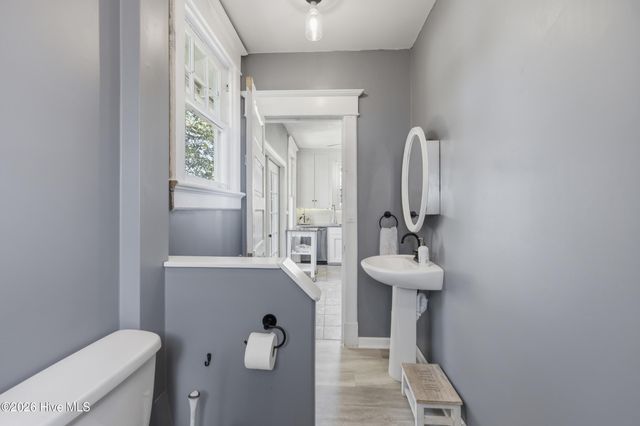 1014 W Main Street, Elizabeth City, NC 27909