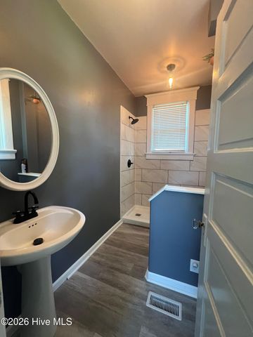 1014 W Main Street, Elizabeth City, NC 27909