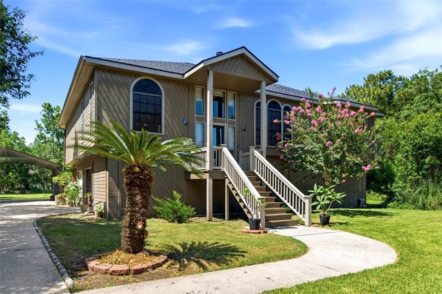 1106 W Forest Avenue, Shoreacres, TX 77571